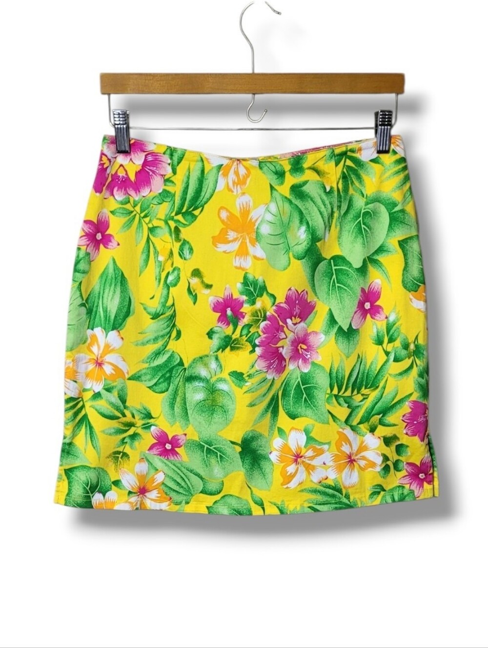 NWT Pappagallo Floral Skort